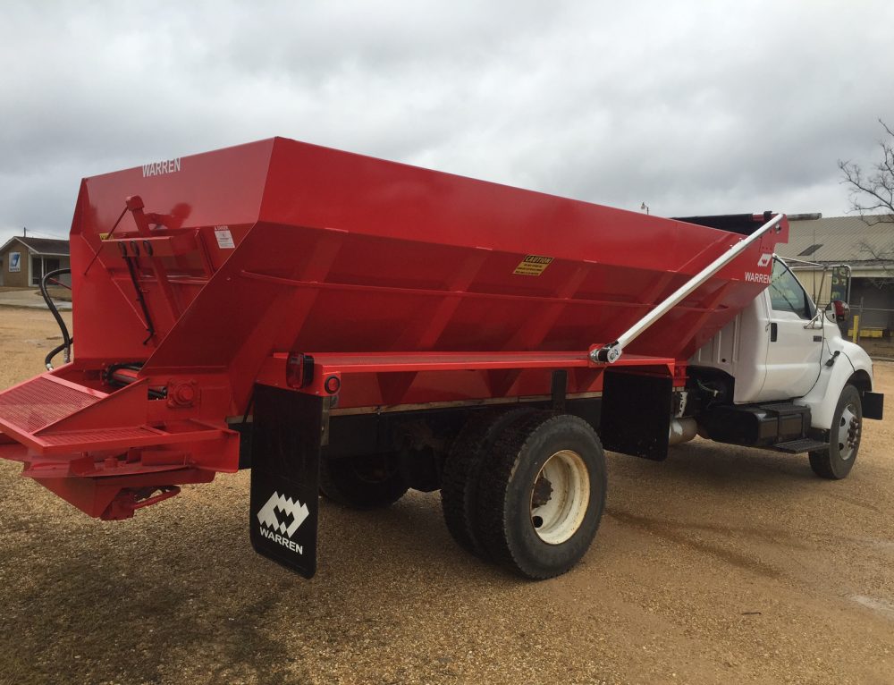 18 ft Litter Spreader Spreader of the Month FOR SALE